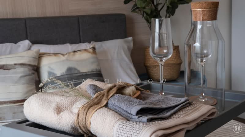 Servis Apartment untuk Disewa di Emporis - Jason Low - Bedroom - PropertyGuru.com.my