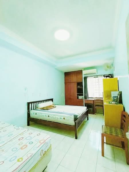 Rumah Teres 1.5 Tingkat untuk Dijual di Ulu Tiram (Johor) - Stella Chia - Bedroom - PropertyGuru.com.my
