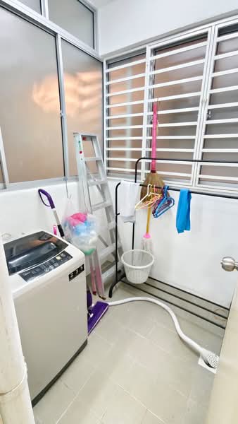 Apartment for Rent at Idaman Lavender 3 - Chan YB - Balcony - PropertyGuru.com.my