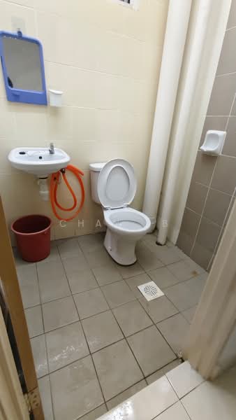 Apartment for Rent at Idaman Lavender 3 - Chan YB - Bathroom - PropertyGuru.com.my
