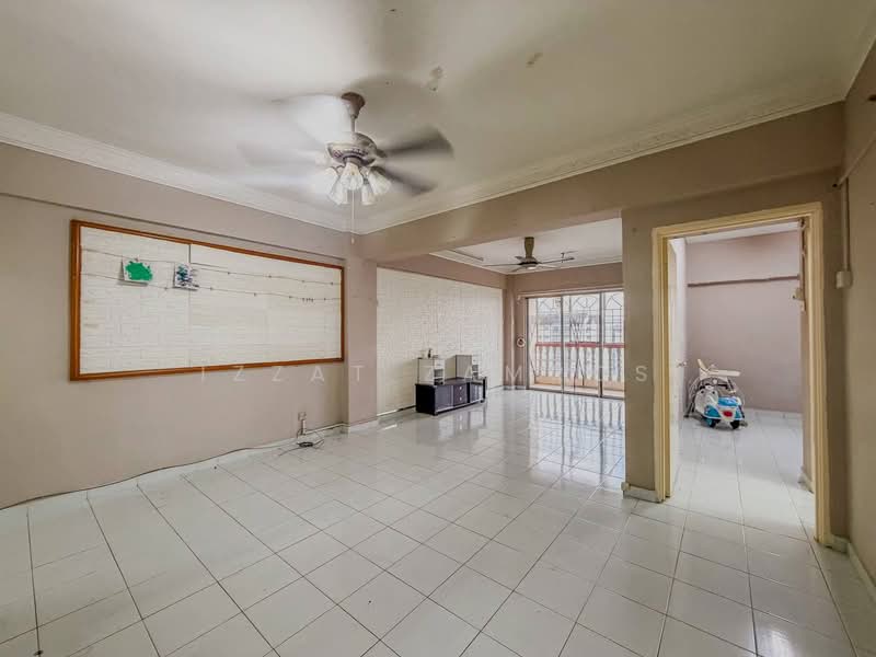 Pangsapuri untuk Dijual di Plaza Indah Apartment - Izzat Zamros - PropertyGuru.com.my