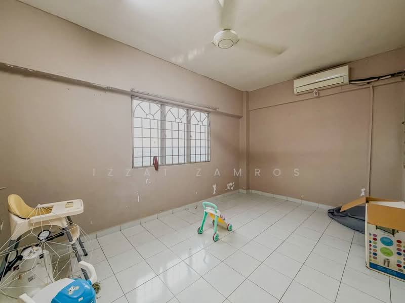 Pangsapuri untuk Dijual di Plaza Indah Apartment - Izzat Zamros - PropertyGuru.com.my