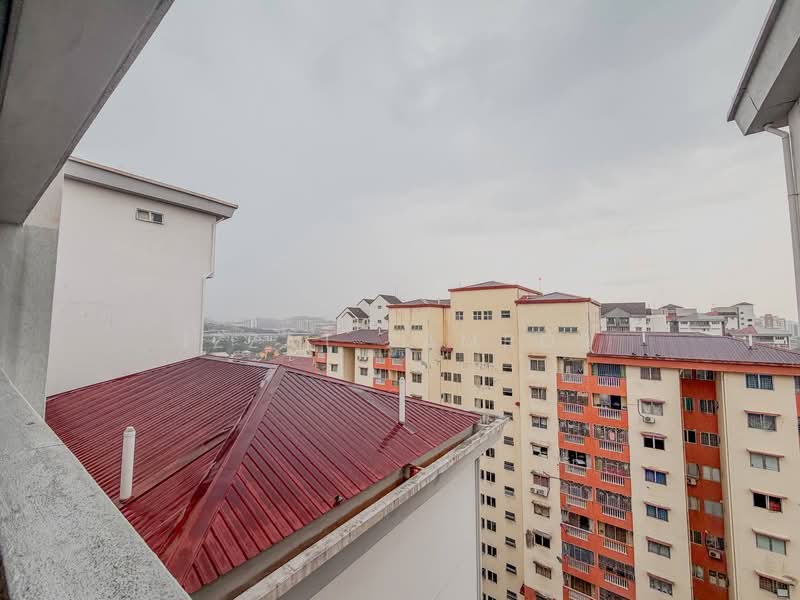 Pangsapuri untuk Dijual di Plaza Indah Apartment - Izzat Zamros - PropertyGuru.com.my