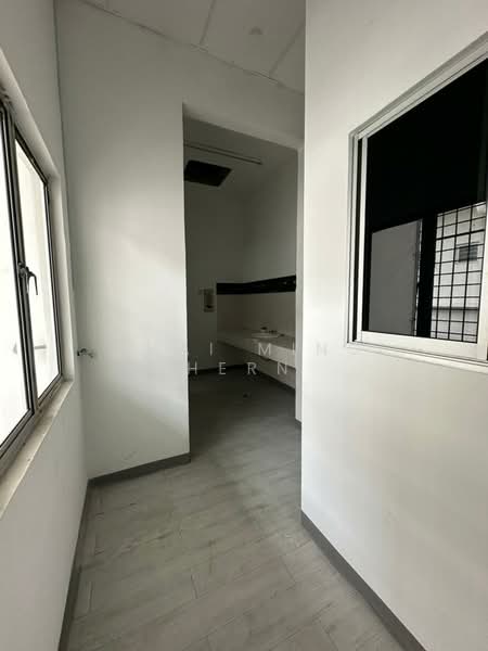 Shop / Office for Rent in Bandar Bukit Mahkota (Bangi) - Chai Ming Hern - Interior - PropertyGuru.com.my