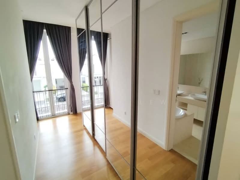 Semi-Detached House for Rent in Johor Bahru (Johor) - Ernest Lew - Bedroom - PropertyGuru.com.my