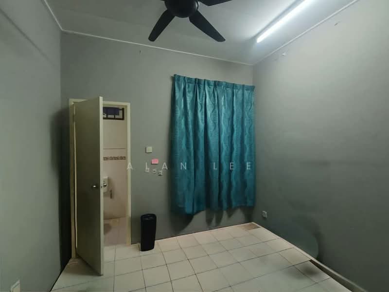 2-storey Terraced House for Sale in Bandar Putra (Kulai) - Alan Lee - Interior - PropertyGuru.com.my