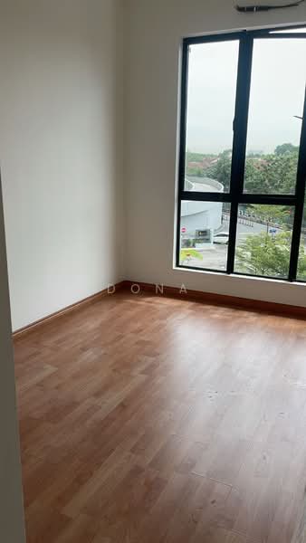 Servis Apartment untuk Dijual di The Platino Serviced Apartment - Dona - PropertyGuru.com.my