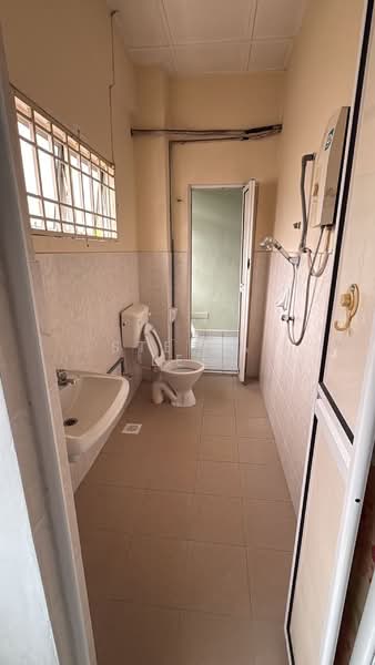 2-storey Terraced House for Sale in Cheras (Selangor) - Stella Lee - Bathroom - PropertyGuru.com.my