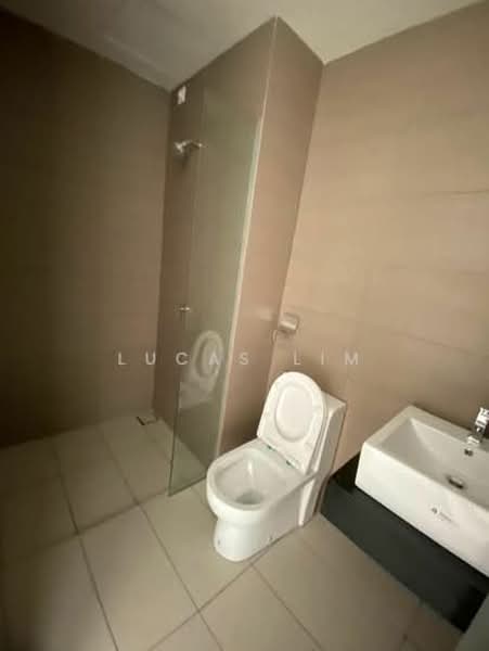 Servis Apartment untuk Dijual di The Era @ Duta North - Lucas Lim - Bathroom - PropertyGuru.com.my