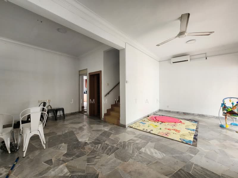 2-storey Terraced House for Sale in Bandar Sri Damansara (Selangor) - Jimmy Tan - Living Room - PropertyGuru.com.my