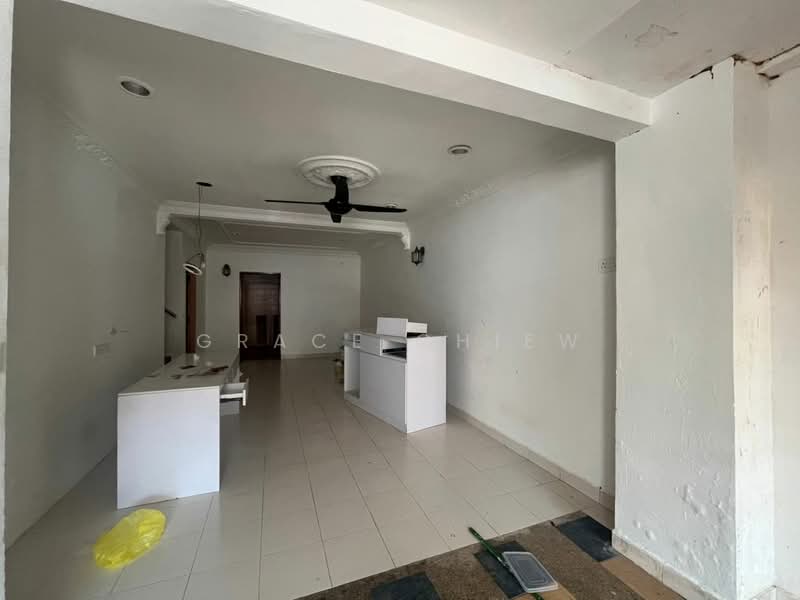 Rumah Teres 2 Tingkat untuk Disewa di Taman Mount Austin (Tebrau) - Grace Chiew - Interior - PropertyGuru.com.my
