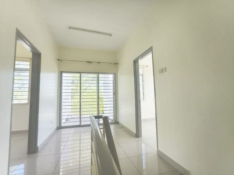 Rumah Teres 2 Tingkat untuk Dijual di Shah Alam (Selangor) - Liza Khalid - PropertyGuru.com.my