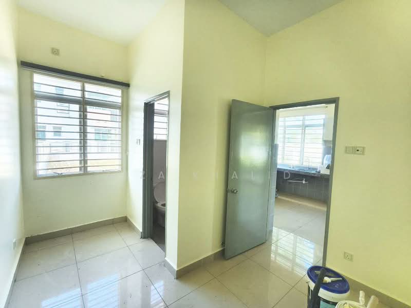 Rumah Teres 2 Tingkat untuk Dijual di Shah Alam (Selangor) - Liza Khalid - PropertyGuru.com.my