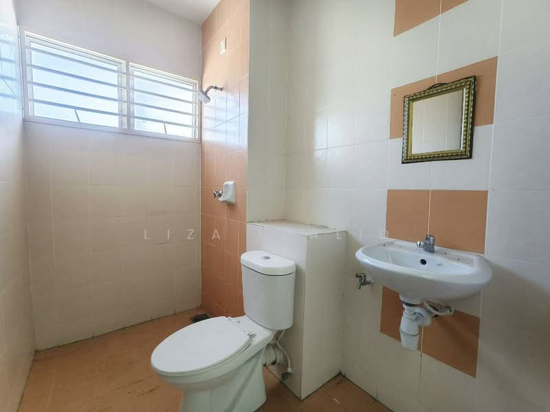 Rumah Teres 2 Tingkat untuk Dijual di Shah Alam (Selangor) - Liza Khalid - PropertyGuru.com.my