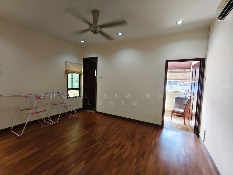 Rumah Teres 3 Tingkat untuk Dijual di Taman Desa Green (Jelutong) - Zhonl Saw Boon Loong - Living Room - PropertyGuru.com.my