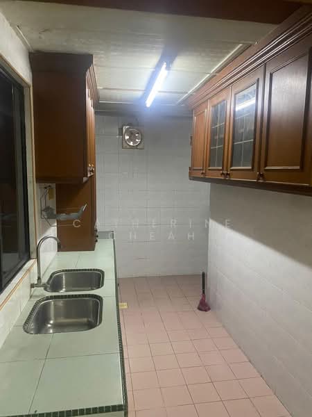 Apartment for Sale at Desa Tun Razak Apartment - Catherine Cheah - Kitchen - PropertyGuru.com.my