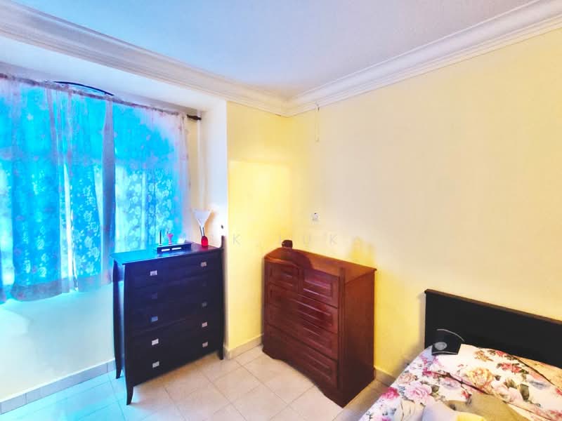 2-storey Terraced House for Sale in Rawang Perdana 2 (Rawang) - SK Luk - Bedroom - PropertyGuru.com.my