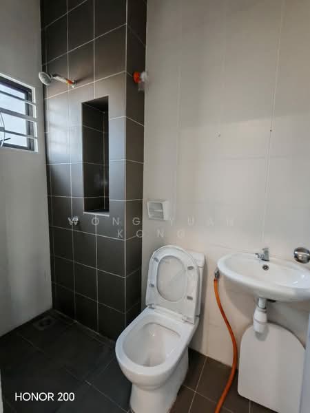 Rumah Teres 2 Tingkat untuk Disewa di Seksyen U13 (Setia Alam) - Wong Yuan Kong - PropertyGuru.com.my
