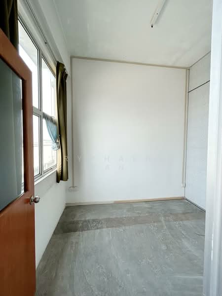 Pejabat untuk Disewa di Taman Gaya (Ulu Tiram) - Tryphaena Tan - Interior - PropertyGuru.com.my