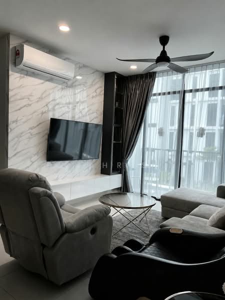 Pangsapuri untuk Dijual di Yarra Park - Toh Christal - Living Room - PropertyGuru.com.my