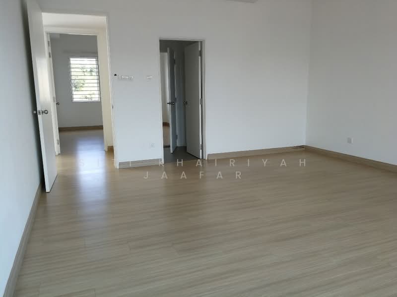 3-storey Terraced House for Sale in Taman Nadayu 92 (Kajang) - SITI KHAIRIYAH JAAFAR - PropertyGuru.com.my