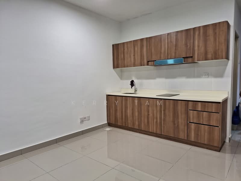 Servis Apartment untuk Disewa di Pacific Star - Kerry Tam - Kitchen - PropertyGuru.com.my