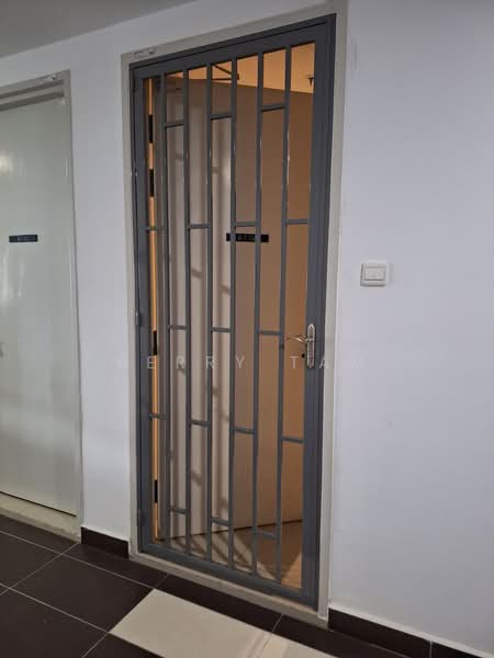 Servis Apartment untuk Disewa di Pacific Star - Kerry Tam - Corridor - PropertyGuru.com.my