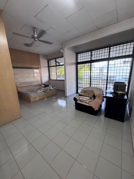 Rumah Teres 2 Tingkat untuk Dijual di Kampung Benggali (Butterworth) - Zack Lee - Bedroom - PropertyGuru.com.my