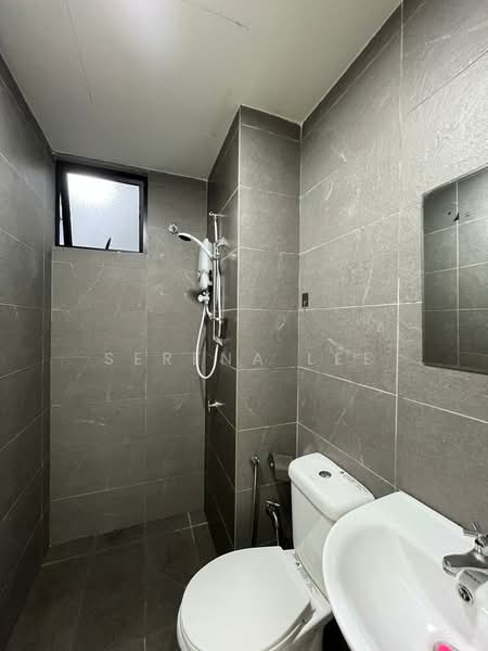 Servis Apartment untuk Disewa di Majestic Maxim - Serena Lee - Bathroom - PropertyGuru.com.my