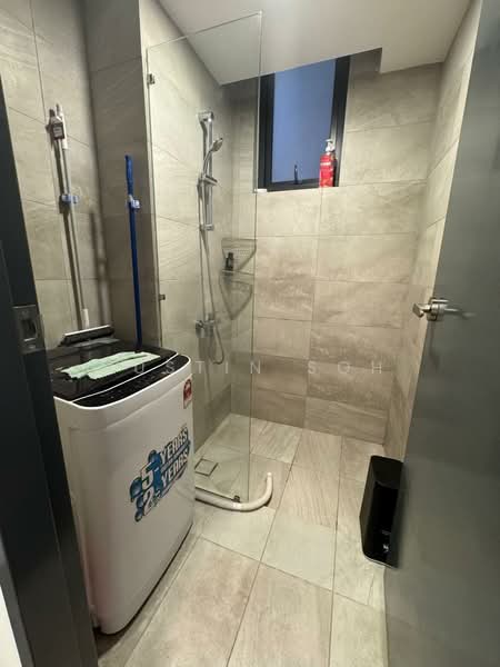 Servis Apartment untuk Disewa di Henna Residence @ The Quartz WM - Justin Soh - Bathroom - PropertyGuru.com.my