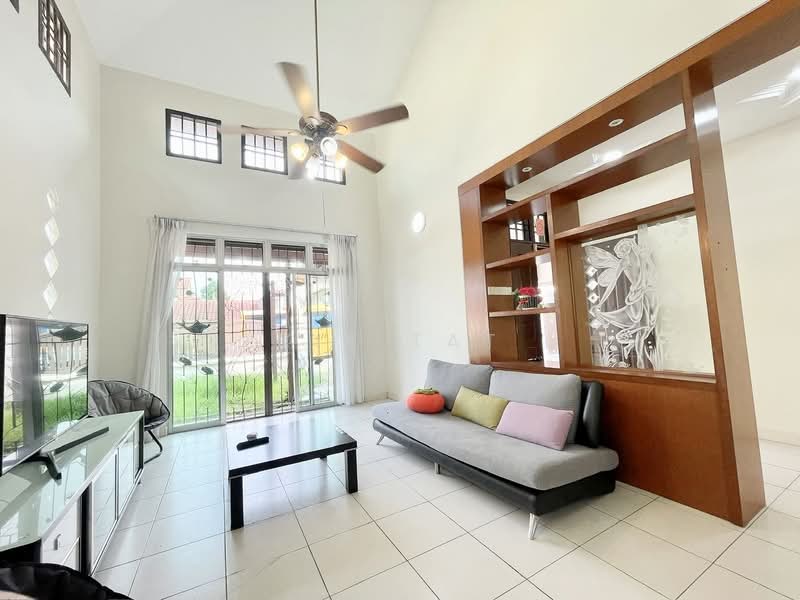 Semi-Detached House for Sale in Taman Pelangi Indah (Ulu Tiram) - Yik Tat - Living Room - PropertyGuru.com.my