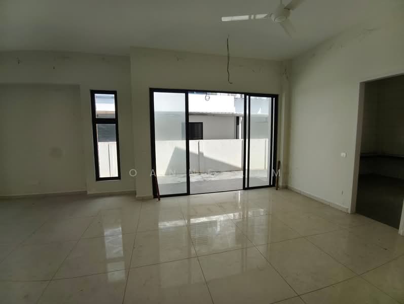 Rumah Banglo untuk Dijual di Melaka City (Melaka) - Joanne Lim - Living Room - PropertyGuru.com.my