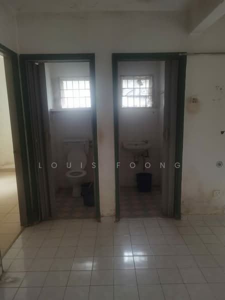 Apartment for Sale at Aman Satu - Louis Foong - Bathroom - PropertyGuru.com.my