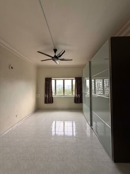 Pangsapuri untuk Dijual di Sri Kinabalu - Yvonne Wong - Bedroom - PropertyGuru.com.my