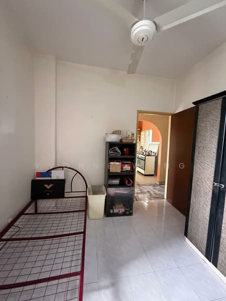 Pangsapuri untuk Dijual di Sri Kinabalu - Yvonne Wong - Bedroom - PropertyGuru.com.my