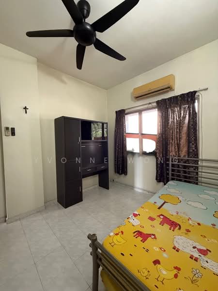 Pangsapuri untuk Dijual di Sri Kinabalu - Yvonne Wong - Bedroom - PropertyGuru.com.my