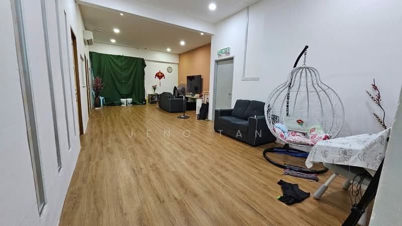 Warehouse for Rent in Kuching (Sarawak) - Jeno Tan - Living Room - PropertyGuru.com.my