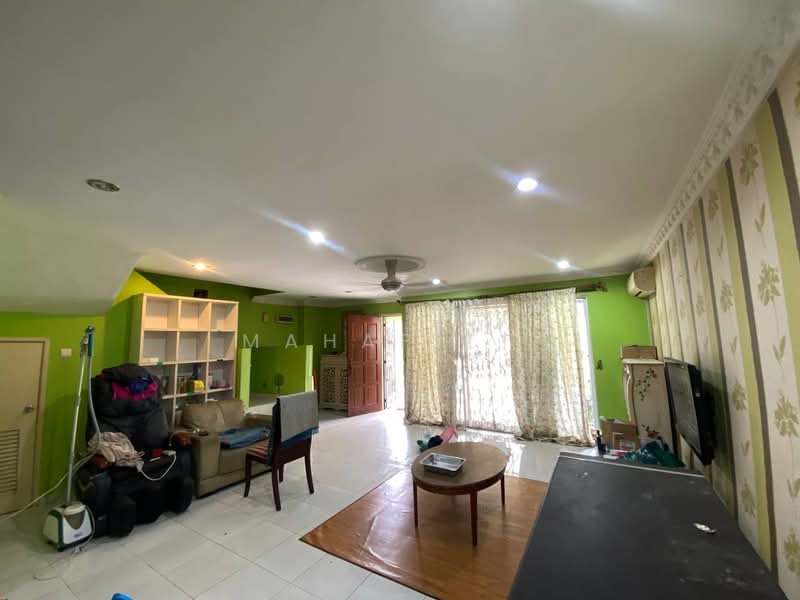 Rumah Teres 2 Tingkat untuk Dijual di Taman Prima Saujana (Kajang) - Mahafiz . - Living Room - PropertyGuru.com.my