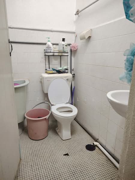 1-storey Terraced House for Sale in Taman Bagan Ajam (Butterworth) - Zack Lee - Bathroom - PropertyGuru.com.my