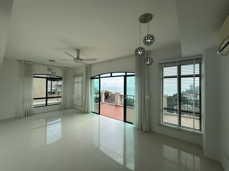 Bungalow for Sale in Batu Ferringhi (Penang) - Rick Goh - Living Room - PropertyGuru.com.my
