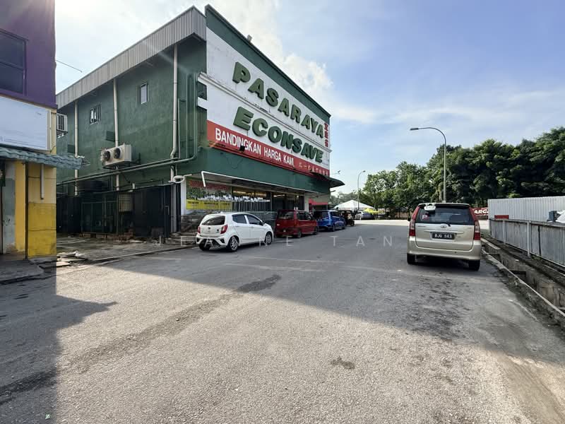 Shop for Sale in Bandar Baru Sungai Buloh (Sungai Buloh) - Jeanne Tan - PropertyGuru.com.my