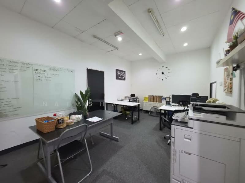 Shop / Office for Sale in Seksyen 13 (Shah Alam) - Natasha Shadan - Interior - PropertyGuru.com.my