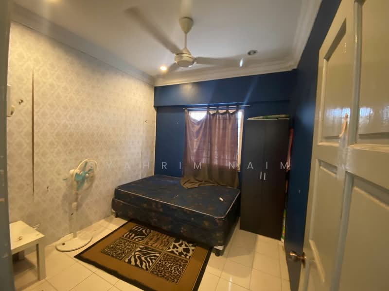 Pangsapuri untuk Dijual di Vista Saujana - Syahrim Naim - Bedroom - PropertyGuru.com.my