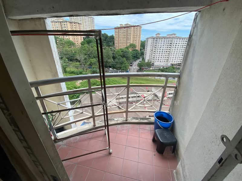 Pangsapuri untuk Dijual di Vista Saujana - Syahrim Naim - Balcony - PropertyGuru.com.my