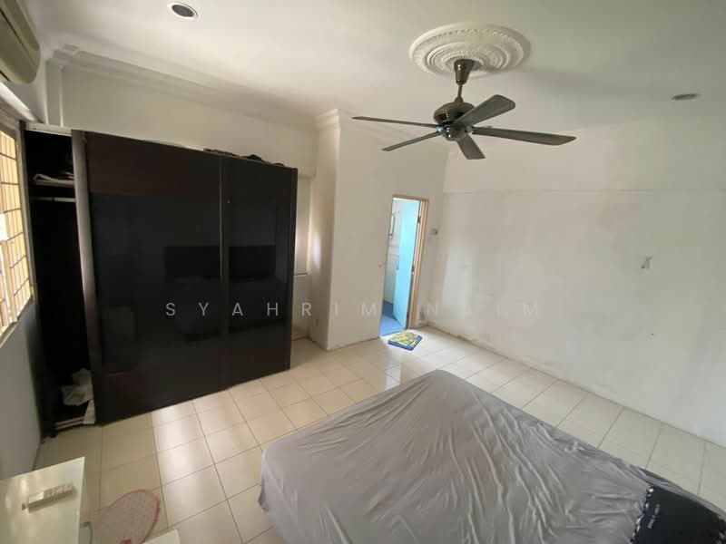 Pangsapuri untuk Dijual di Vista Saujana - Syahrim Naim - Bedroom - PropertyGuru.com.my