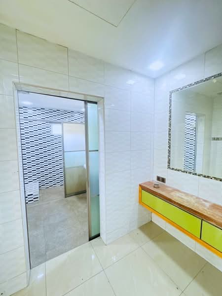 Rumah Teres 2 Tingkat untuk Dijual di Taman Sierra Perdana (Masai) - Karl Lim - Bathroom - PropertyGuru.com.my