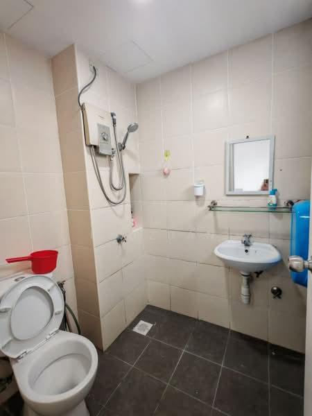 Pangsapuri untuk Disewa di Harmoni @ Eco Majestic - Kamil Radzuan - Bathroom - PropertyGuru.com.my