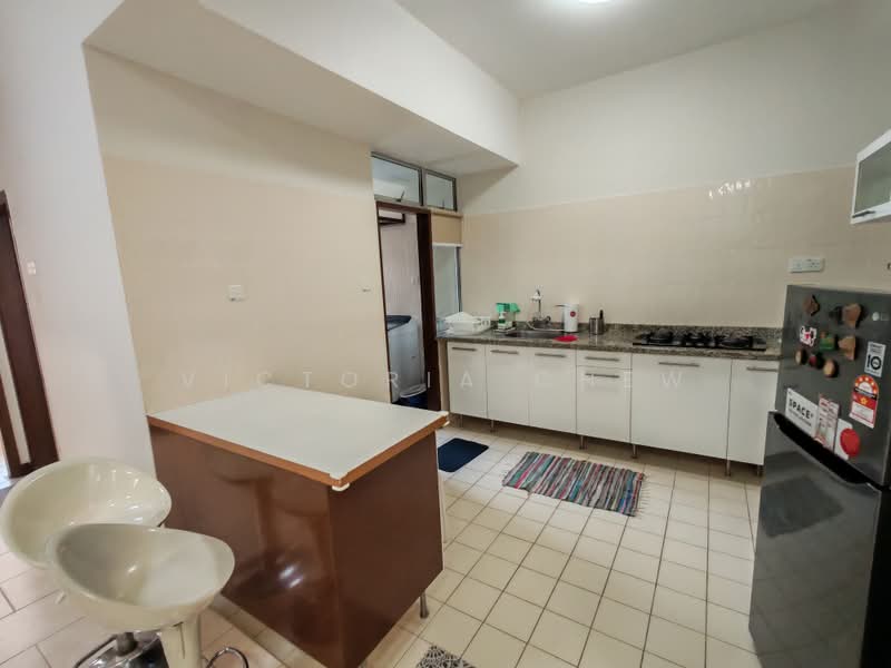 Townhouse for Rent in Kota Kemuning (Shah Alam) - Victoria Chew - Kitchen - PropertyGuru.com.my
