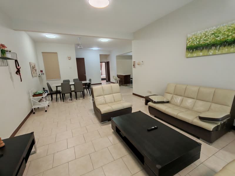 Townhouse for Rent in Kota Kemuning (Shah Alam) - Victoria Chew - Living Room - PropertyGuru.com.my