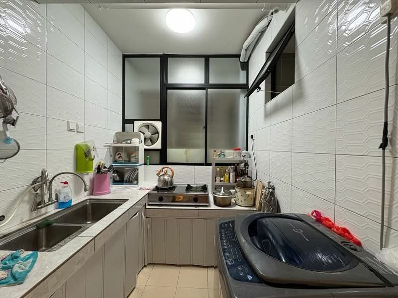 Condominium for Sale at Mizumi Residences - Amy Yap - Kitchen - PropertyGuru.com.my